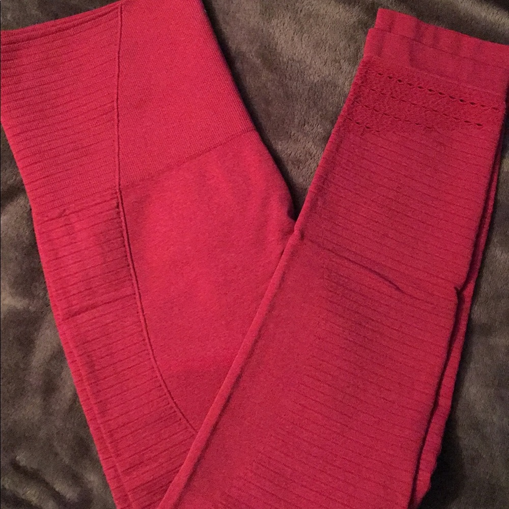 High Waisted Seamless Leggings in Beet Marl